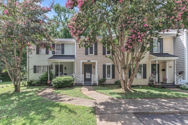 property at 2824 Wayland Dr