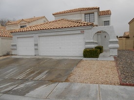 9521 Sunken Reef Cir in Las Vegas, NV - Building Photo
