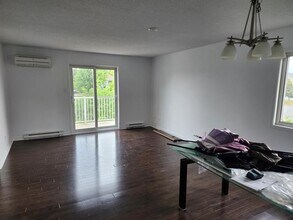 26 Rue du Vison in Gatineau, QC - Building Photo - Building Photo