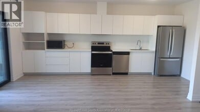 7337 Meo Blvd in Lasalle, ON - Building Photo - Building Photo