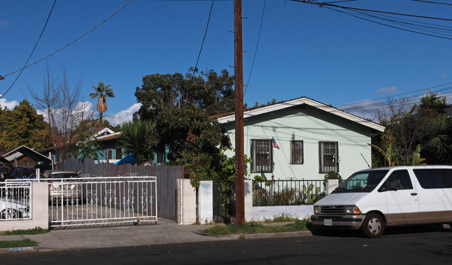 627 E 29th St in Los Angeles, CA - Building Photo - Building Photo