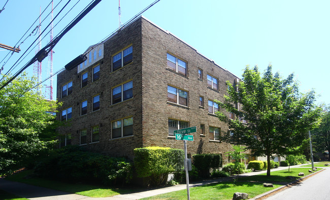 1605 E Olive St in Seattle, WA - Building Photo - Building Photo