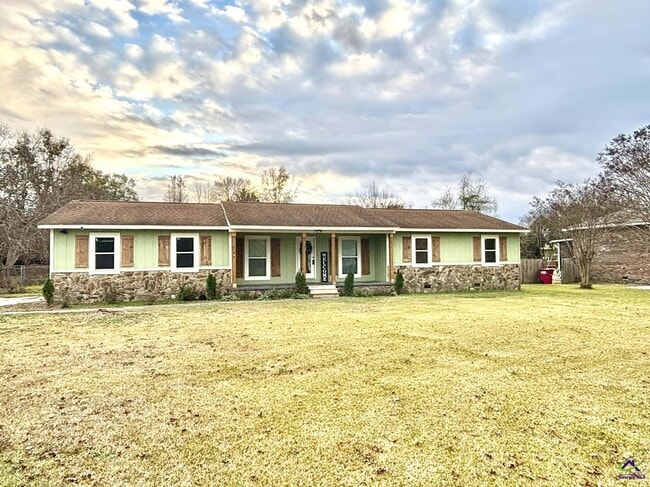 2800 S Estates Rd in Macon, GA - Building Photo - Building Photo