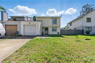 710 Lincoln Ave, Unit 09M-C in Virginia Beach, VA - Building Photo