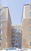 35-16 34th Street in Long Island City, NY - Building Photo - Building Photo