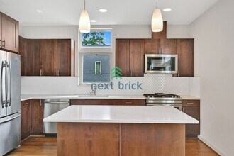 1706 E Marion St in Seattle, WA - Building Photo - Building Photo