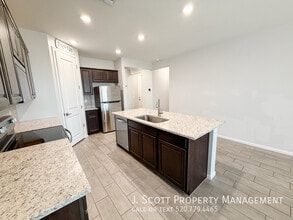 18266 W Paraiso Dr in Surprise, AZ - Building Photo - Building Photo