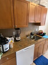 6 Sutherland Rd, Unit 22 in Boston, MA - Building Photo - Building Photo