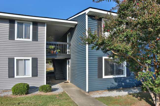 Westgate Apartments in Spartanburg, SC - Building Photo - Building Photo