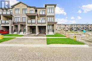 70 Thule St in Vaughan, ON - Building Photo