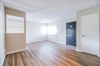890 Bucknell Rd in Columbus, OH - Building Photo - Building Photo
