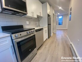 44 Joy St, Unit 9 in Boston, MA - Building Photo