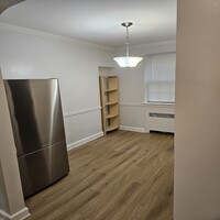 1496 Beacon St, Unit 1 in Brookline, MA - Foto de edificio - Building Photo