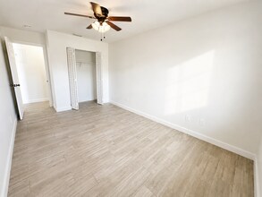 3415 Broadway, Unit 3 in West Palm Beach, FL - Foto de edificio - Building Photo