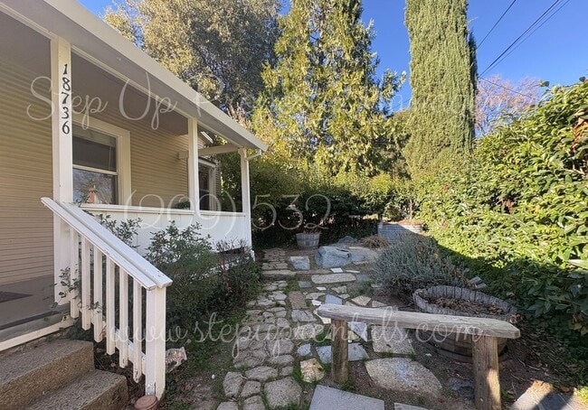 18736 Main St in Tuolumne, CA - Building Photo - Building Photo