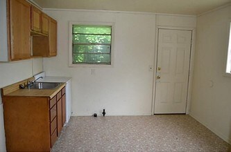 Garden Oaks in High Point, NC - Foto de edificio - Interior Photo