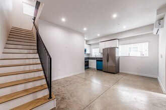 11841 Runnymede St in Los Angeles, CA - Building Photo - Building Photo