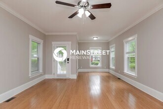 3921 Sky Dr in Charlotte, NC - Building Photo - Building Photo