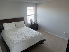 1000 King St in Aubrey, TX - Building Photo - Building Photo