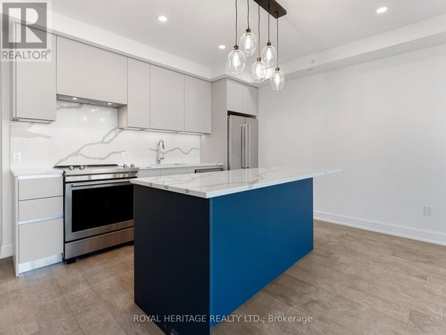 property at 195-195 Hunter St E