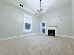 1010 Dauphin St, Unit B in Mobile, AL - Building Photo - Building Photo