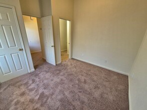 46-46 Butterwick Ct in Sacramento, CA - Building Photo - Building Photo