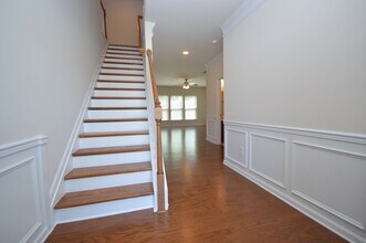 904 Cozy Oak Ave in Cary, NC - Building Photo - Building Photo