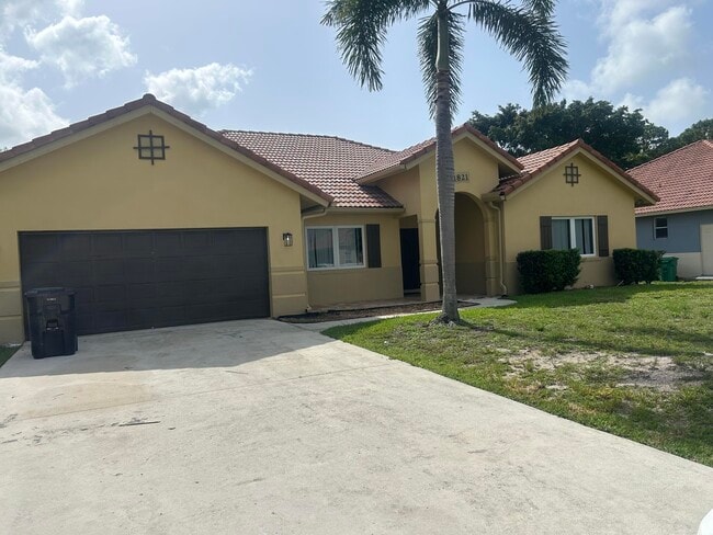 property at 1821 SW California Blvd