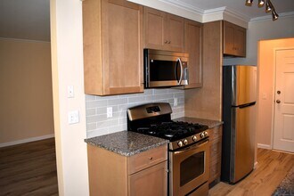24 Teresa Pl in Bridgeport, CT - Building Photo - Building Photo
