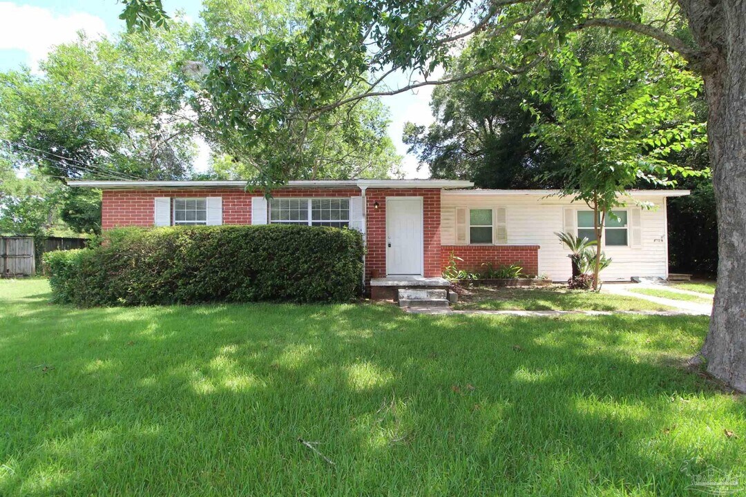 610 Herschel St in Pensacola, FL - Building Photo