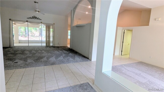 2920 W Lantana Dr in Beverly Hills, FL - Building Photo - Building Photo