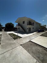 828 NW 23rd Ct in Miami, FL - Building Photo