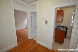 1195 Boylston St, Unit 34 in Boston College, MA - Building Photo - Building Photo