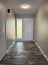 1176 Robert Dr in Yuba City, CA - Building Photo - Building Photo