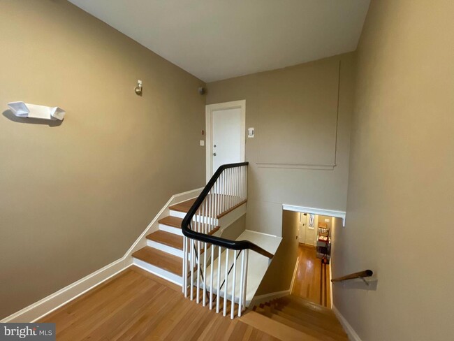 5600 Pimlico Rd-Unit -APT 2F in Baltimore, MD - Building Photo - Building Photo