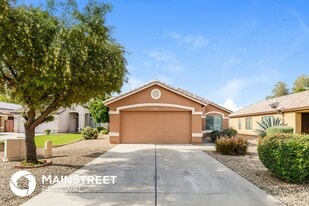 15821 W Madison St in Goodyear, AZ - Building Photo