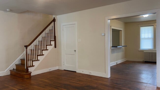 property at 34 S Ann St