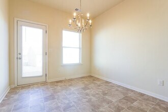 1314 Little Hampton Dr in Lawrenceville, GA - Foto de edificio - Building Photo