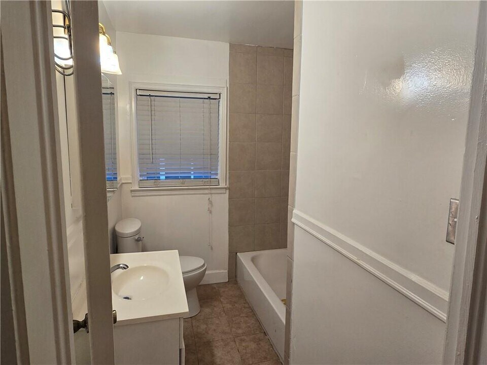 108 Clifton St SE in Atlanta, GA - Building Photo