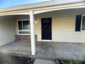 4328 Ulysses Dr in Sacramento, CA - Building Photo - Building Photo