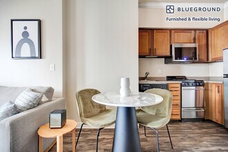 1406 Western Ave-Unit -FL5-ID199 in Seattle, WA - Building Photo - Building Photo