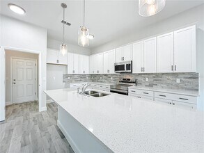 345 Bahia Cir in Longwood, FL - Building Photo - Building Photo