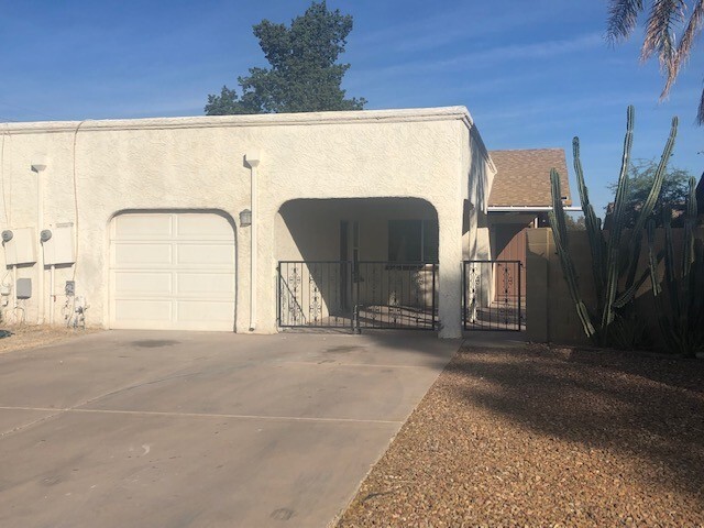 1224 E Harmony Cir in Mesa, AZ - Building Photo