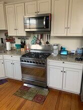 245 Lincoln St in Savannah, GA - Foto de edificio - Building Photo