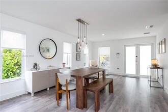 136 NE 50th St in Miami, FL - Building Photo - Building Photo