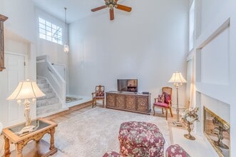 1108 Wickfield Ct in Naperville, IL - Building Photo - Building Photo