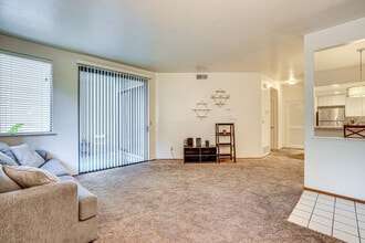 3641 West Ct in Richmond, CA - Building Photo - Building Photo