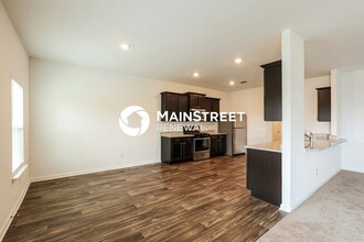 826 Crystal Brook in Canyon Lake, TX - Building Photo - Building Photo
