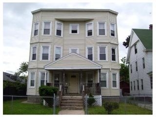 76 Sorrento St in Springfield, MA - Building Photo - Building Photo