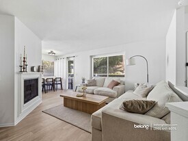 26914 Flo Ln, Unit 443 in Santa Clarita, CA - Building Photo